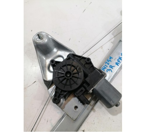 Стеклоподъемник двери задний правый