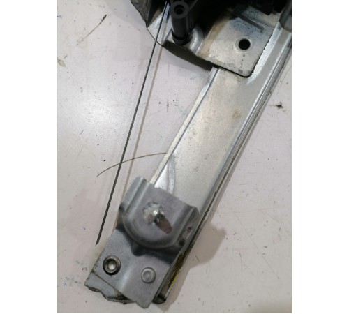 Стеклоподъемник двери задний правый