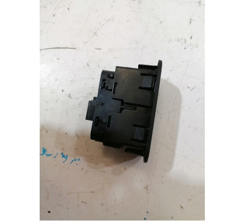 Кнопка открывания фаркопа