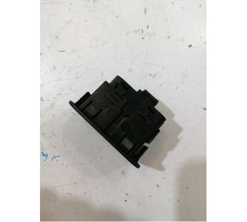 Кнопка открывания фаркопа