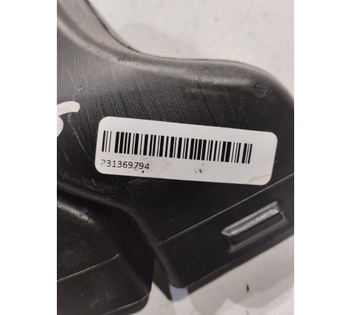 Воздуховод (левый)