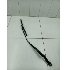 Поводок стеклоочистителя правый