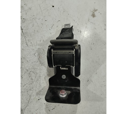 Ремень безопасности задний средний