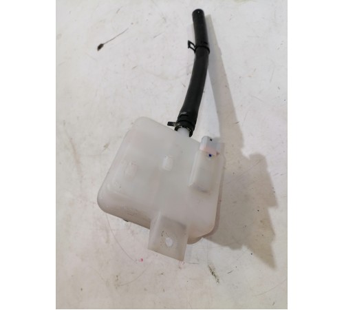 Бачок тормозной жидкости