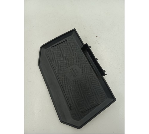 Коврик центральной консоли