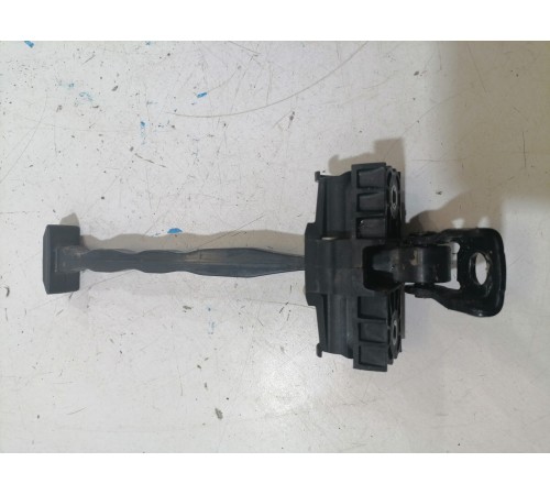 Ограничитель двери задний левый