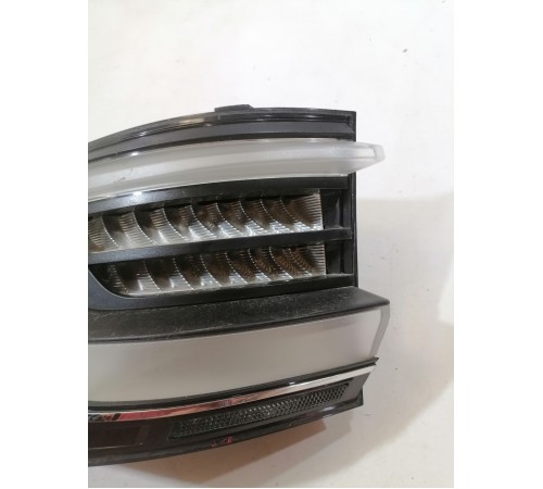 Фонарь задний левый наружный