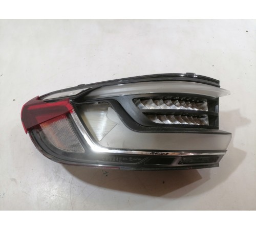 Фонарь задний левый наружный