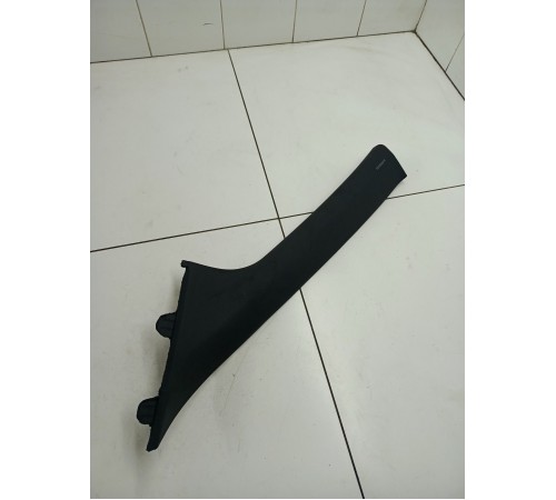 Обшивка стойки лобового стекла левая