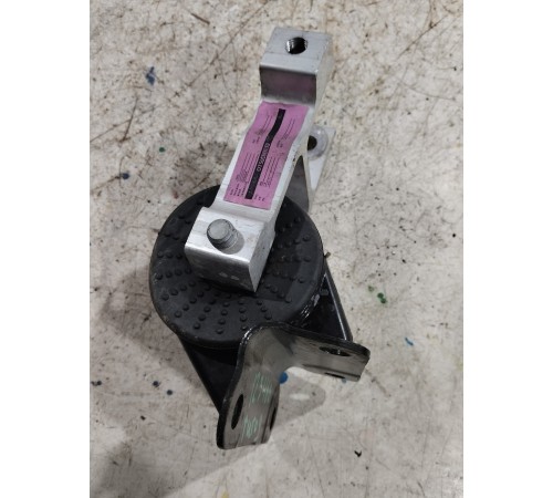 Опора подушка двигателя