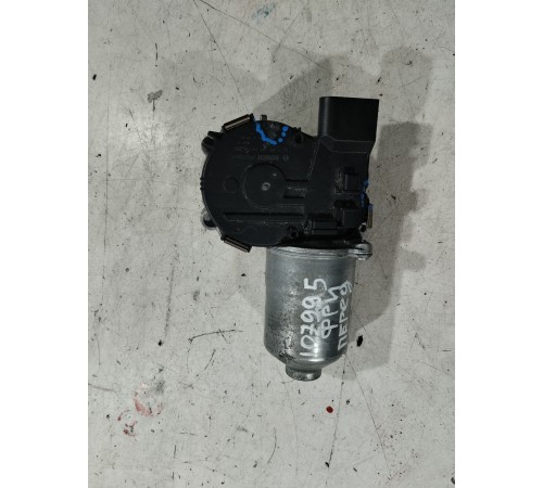 Моторчик стеклоочистителей (передний)