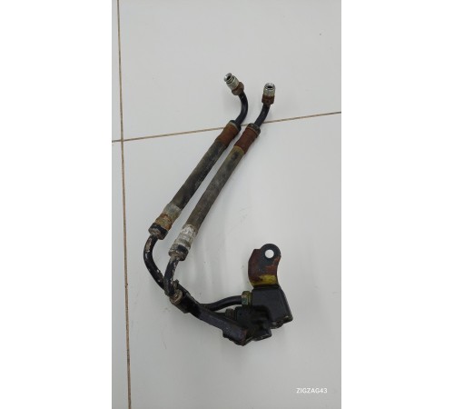 Трубки гидроцилиндра подъема кузова переднего