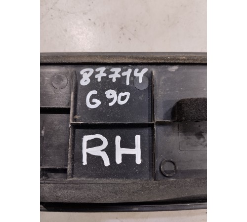 Накладка (молдинг) крыла правая