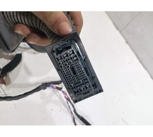 Электропроводка двери передняя правая