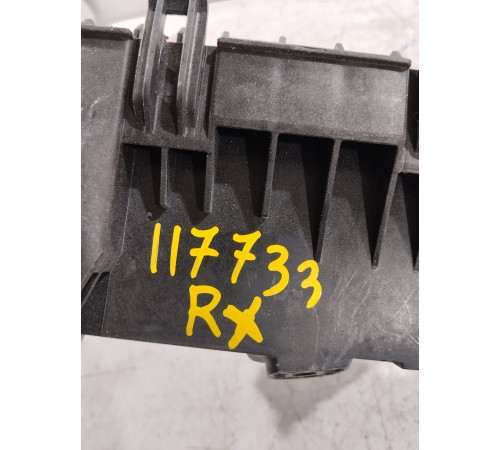 Кронштейн блока предохранителей и реле