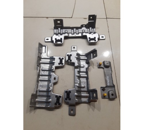 Комплект кронштейнов (креплений) салона (4 шт.)