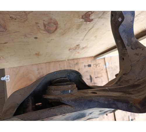 Балка (подрамник) передний