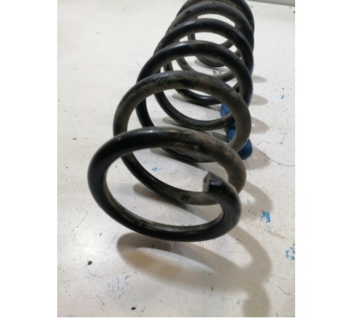  Пружина подвески задняя