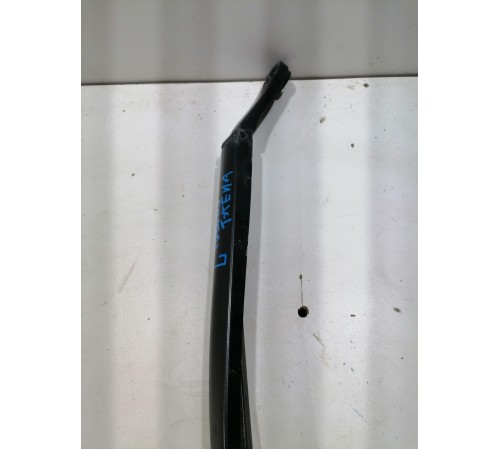 Поводок стеклоочистителя левый