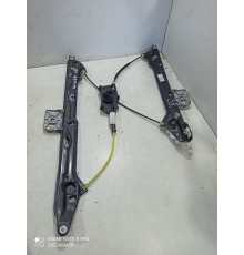 Стеклоподъемник (задний правый)