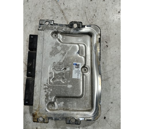 Блок управления двигателем