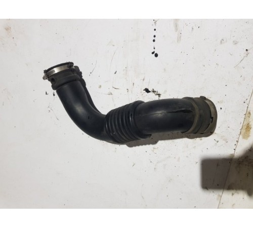 Патрубок воздушного фильтра