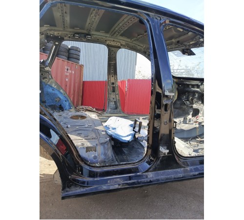 Порог со стойкой правый