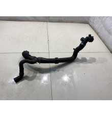 Патрубок системы охлаждения