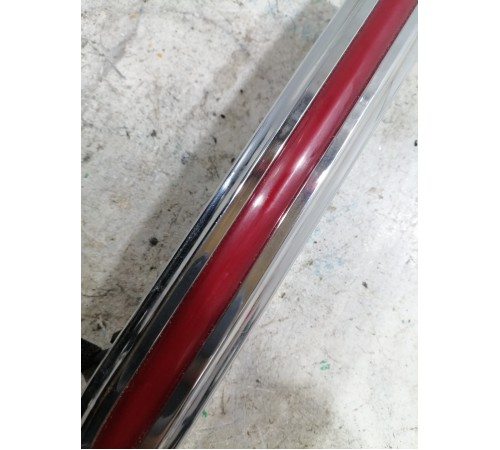 Флаговый фонарь передней решетки