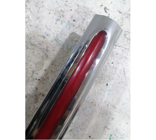 Флаговый фонарь передней решетки