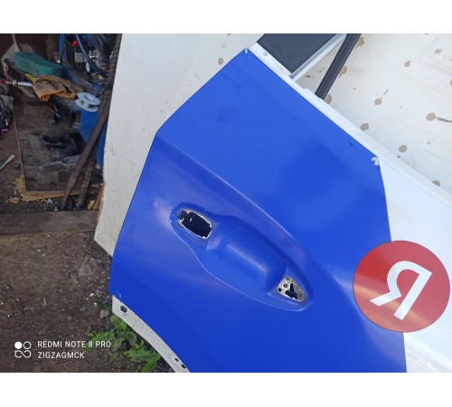 Дверь (задняя правая)