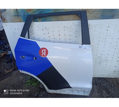 Дверь (задняя правая)