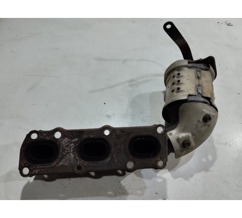 Катализатор с выпускным коллектором левый