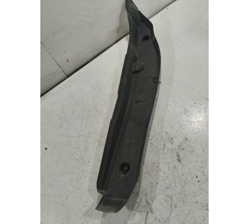 Пыльник крыла передний правый