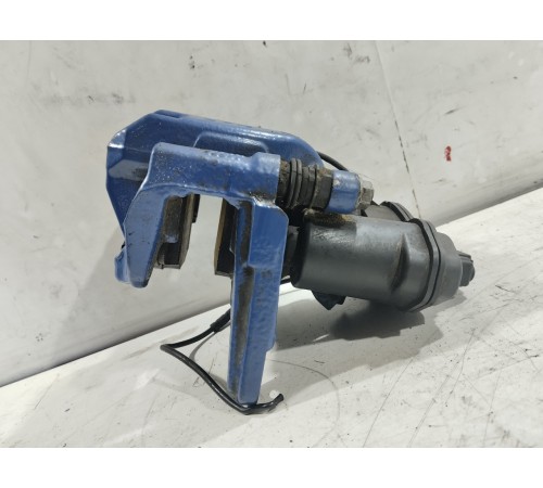 Суппорт(задний правый)