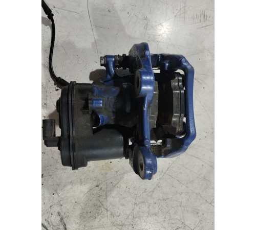 Суппорт(задний правый)