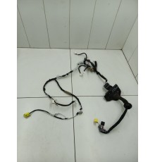 Электропроводка двери передняя левая