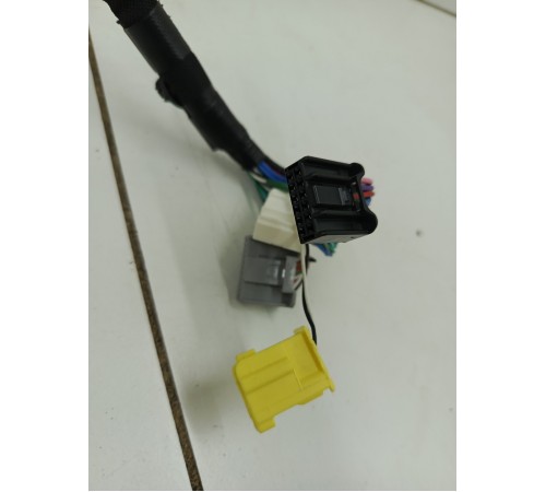 Электропроводка двери передняя левая