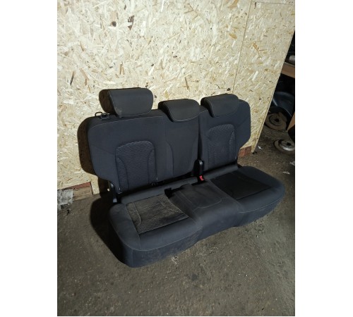 Задний ряд сидений