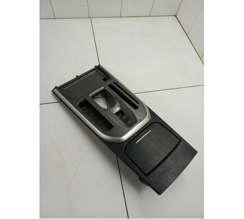 Накладка центральной консоли