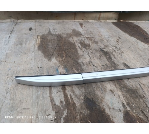 Рейлинг крыши левый