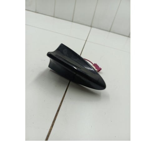 Антенна крыши плавник