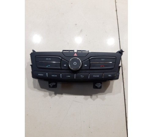 Блок управления магнитолой