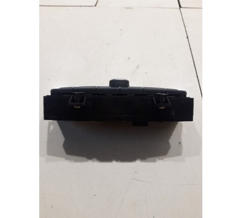 Блок управления магнитолой