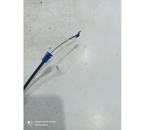 Доводчик замка крышки багажника