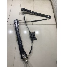 Стеклоподъемник (передний правый)