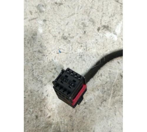 Амортизатор двери багажника левый