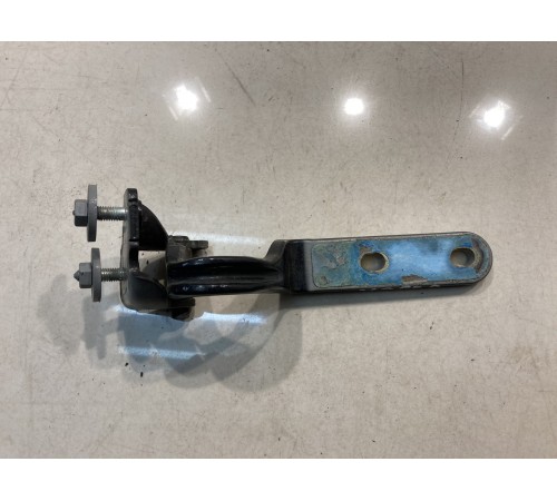 Петля багажника (правая)