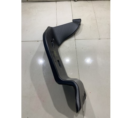 Воздуховод (левый)