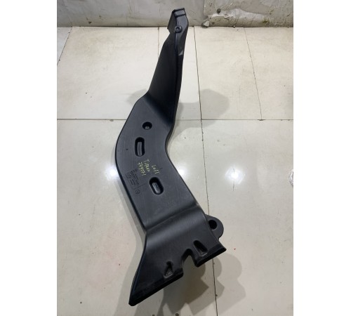 Воздуховод (левый)